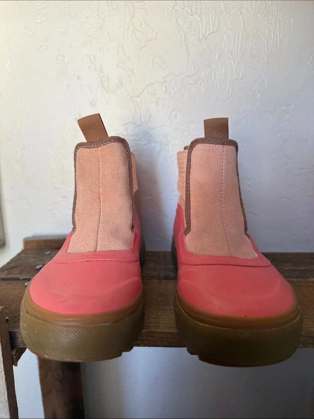 Vans Kids MTE Slip-On Hi Terrain boots | Pink | Size 2.0
